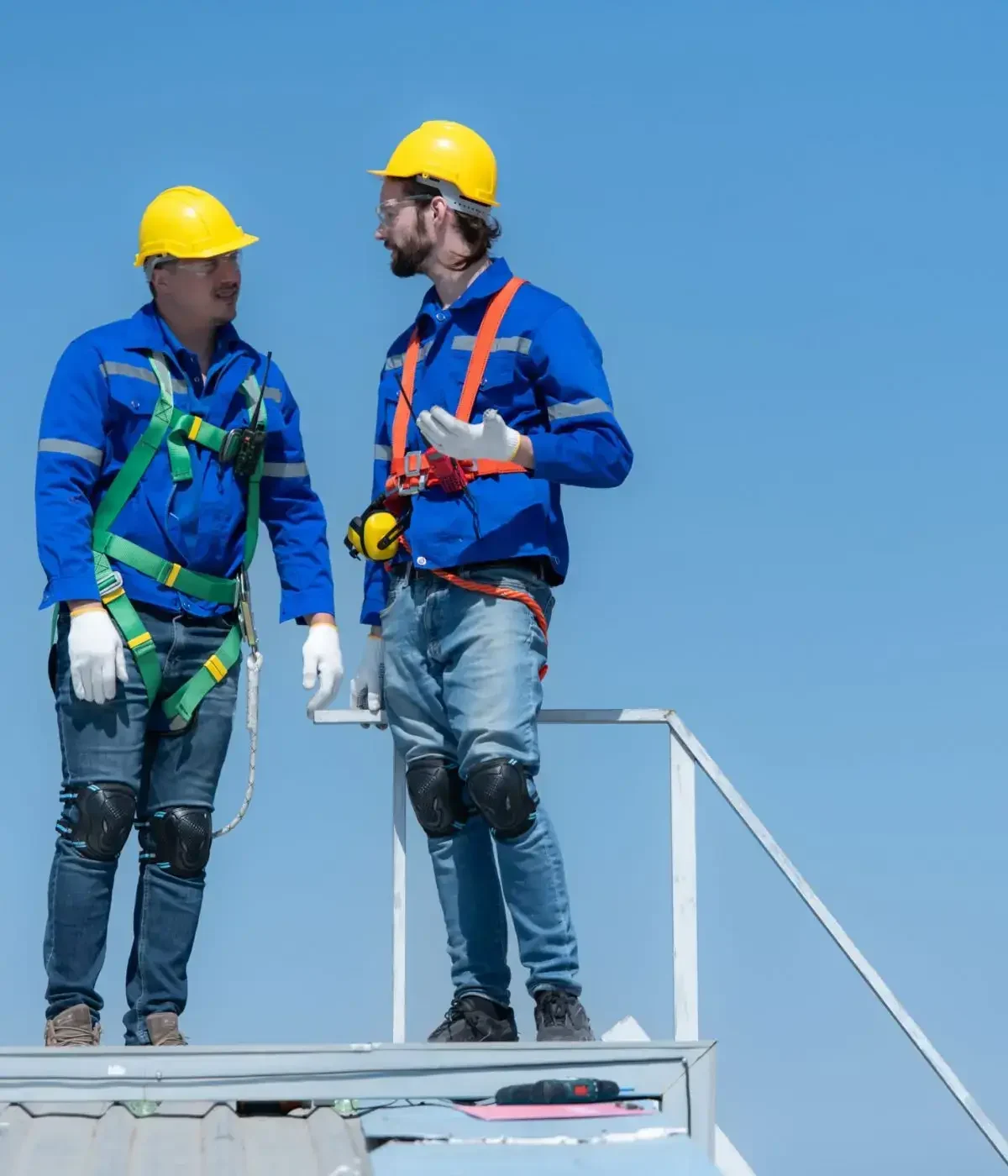 both-of-technician-repairing-solar-panels-rest-in-2023-12-28-21-53-16-utc-scaled-qxypcq1c8l0fm0it6lvjd40mkxbfn9lufj6i8tvzjk repairing-solar-panels